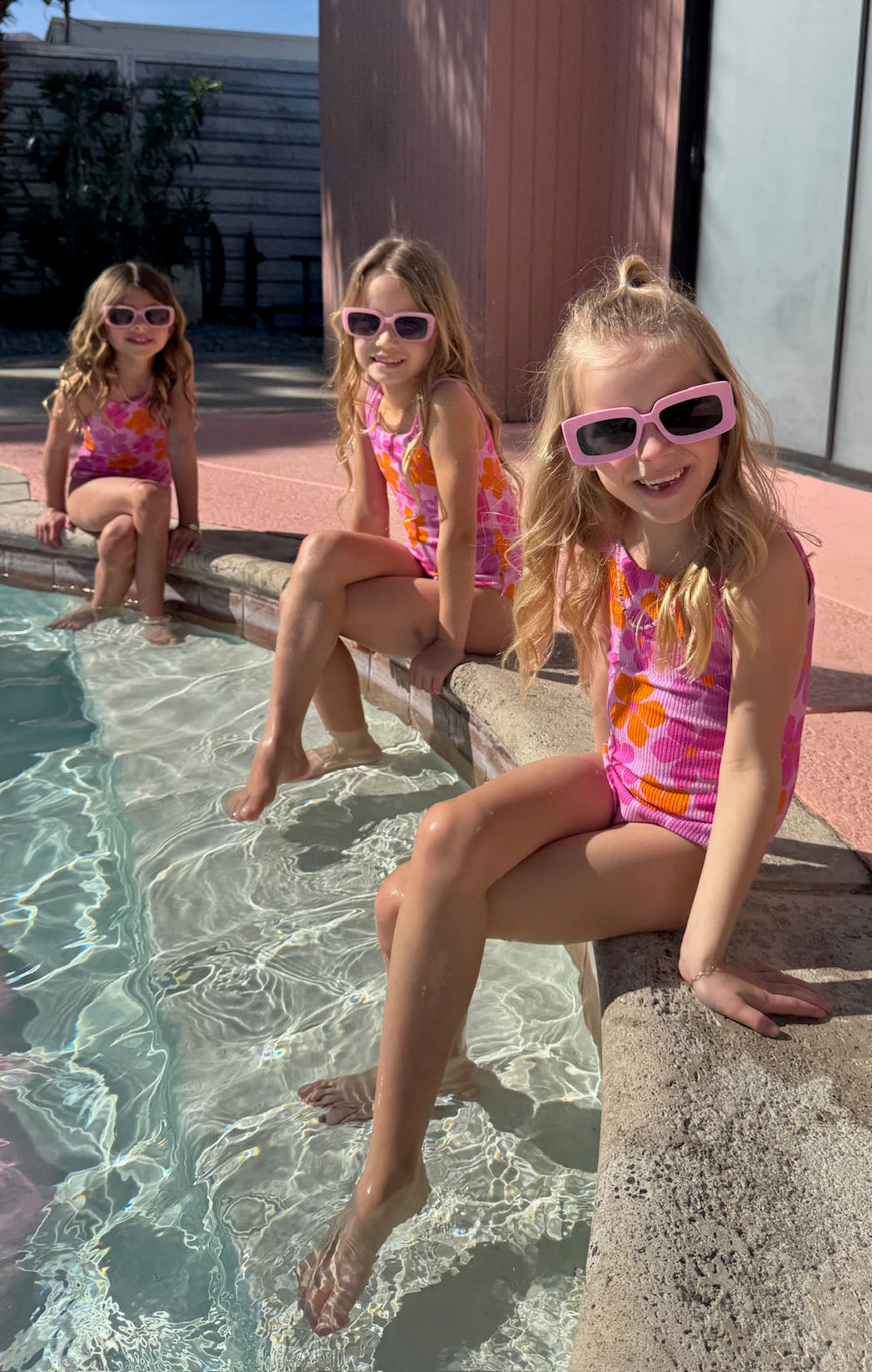 Little Babe One Piece ~ Pink Daisy Rib Scrunch