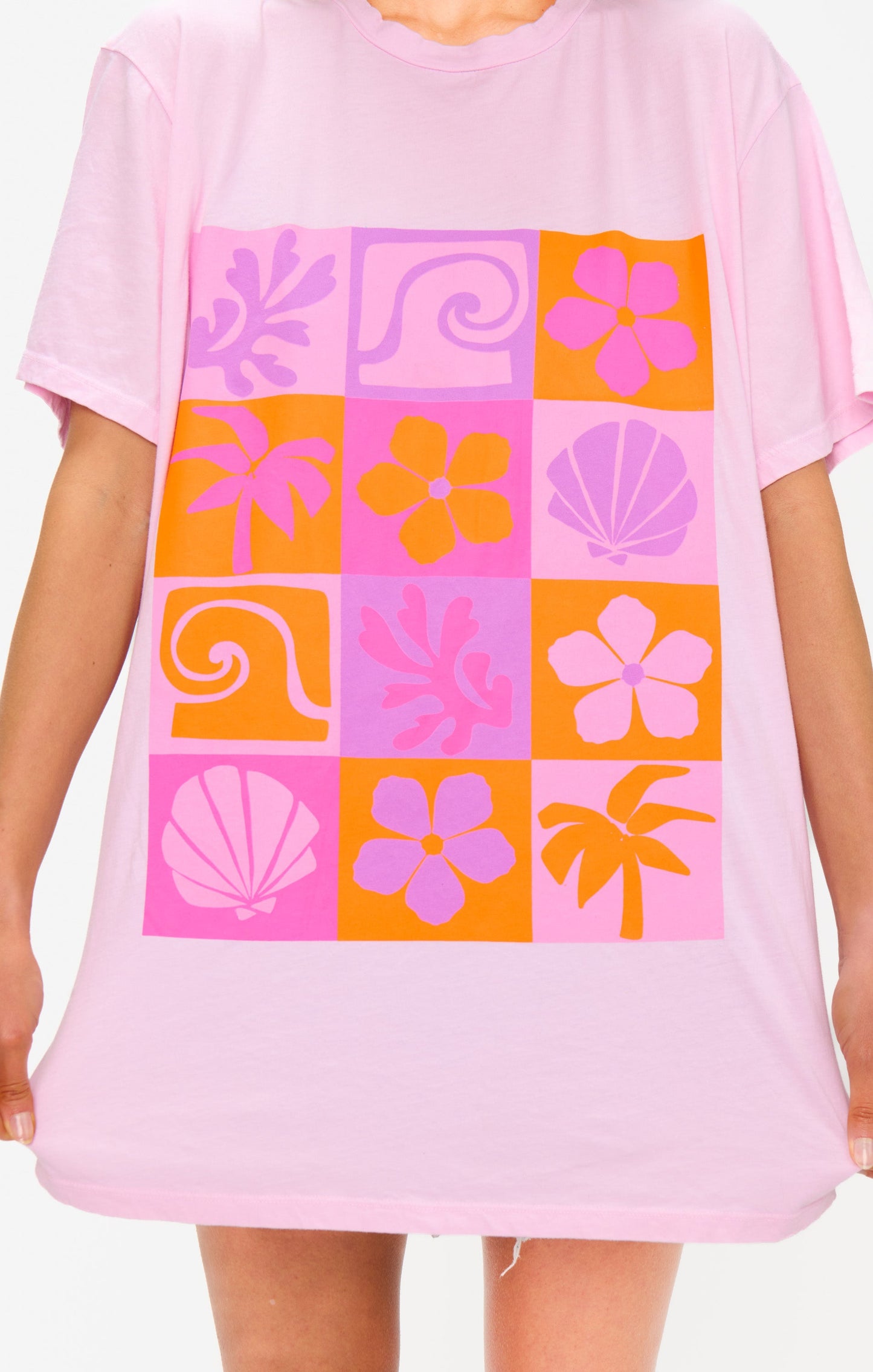 24 Hour Tee ~ Pink Daisy Graphic
