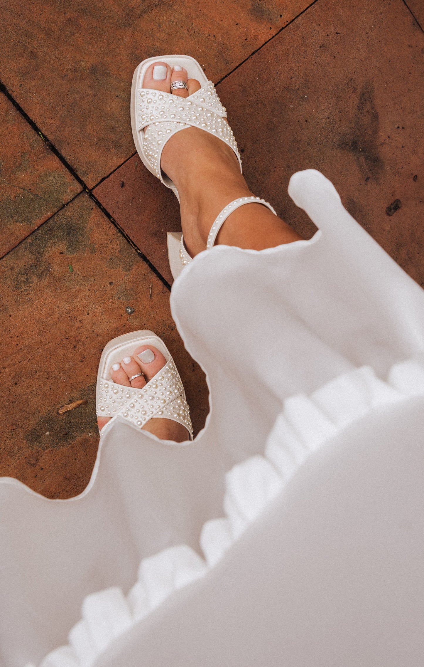 Dolce Vita Wessi Platform Heel ~ Vanilla Pearl