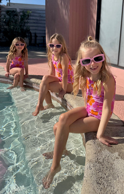 Little Babe One Piece ~ Pink Daisy Rib Scrunch