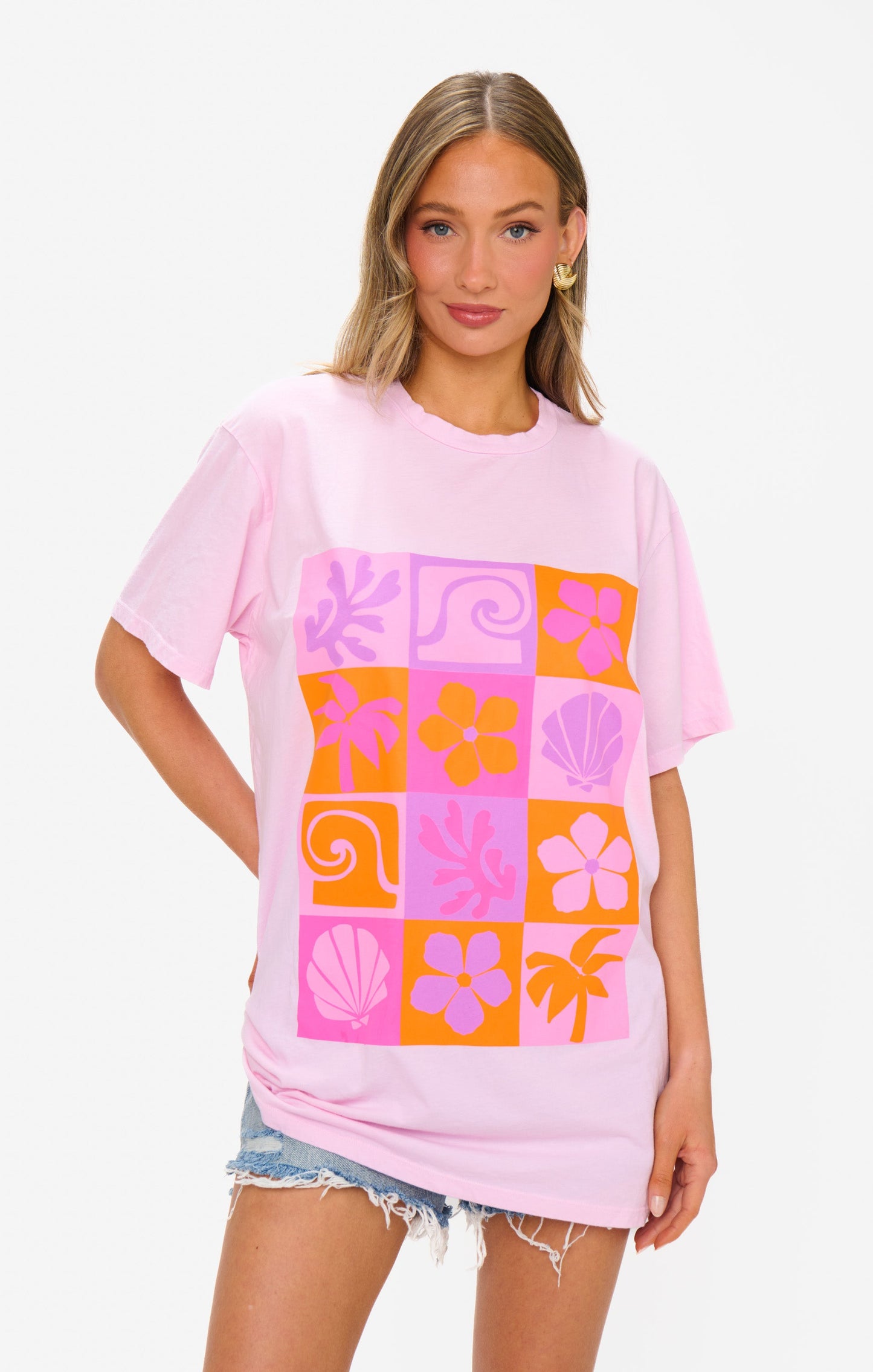 24 Hour Tee ~ Pink Daisy Graphic
