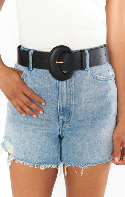Round Buckle Belt ~ Black